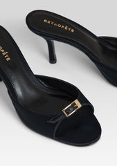 Fernanda Sandal
